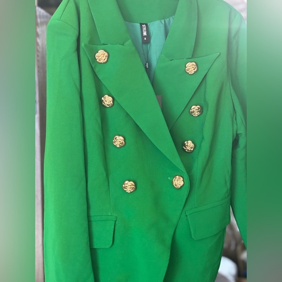 STYLEWE Green Double-Breasted Blazer with Peaked Lapels - Picture 2 of 3